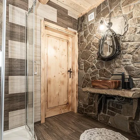 Orawskie Ranczo-domki W Naturze Z Jacuzzi & Sauna Сasa de vacaciones Harkabuz